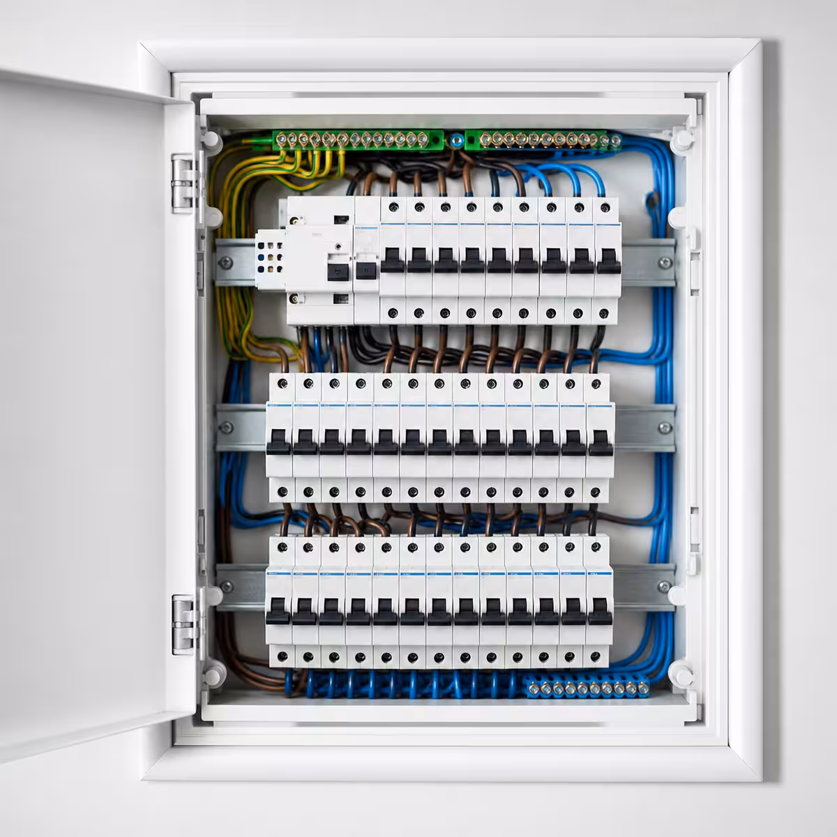 Instalații Electrice