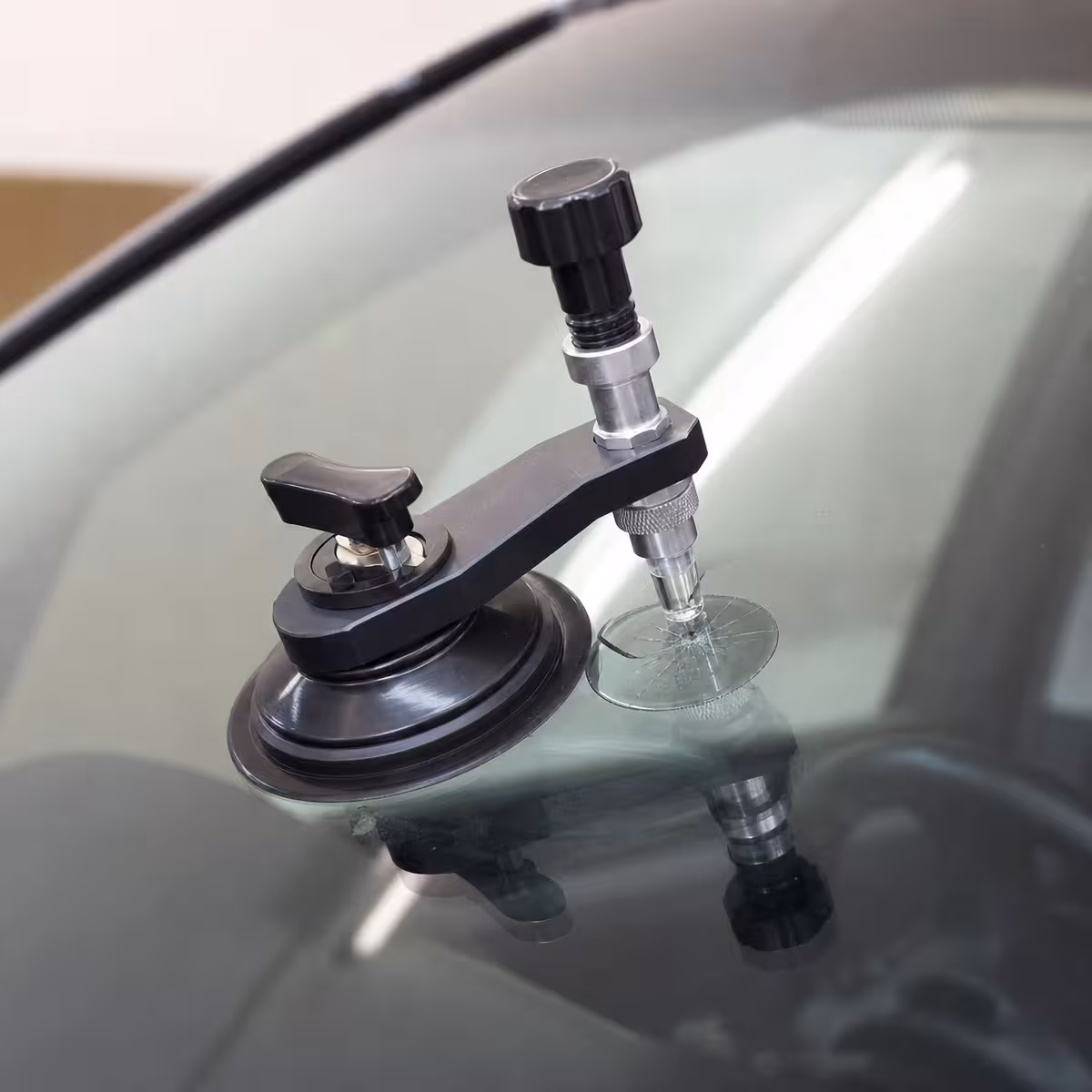 Reparații parbrize și geamuri auto
