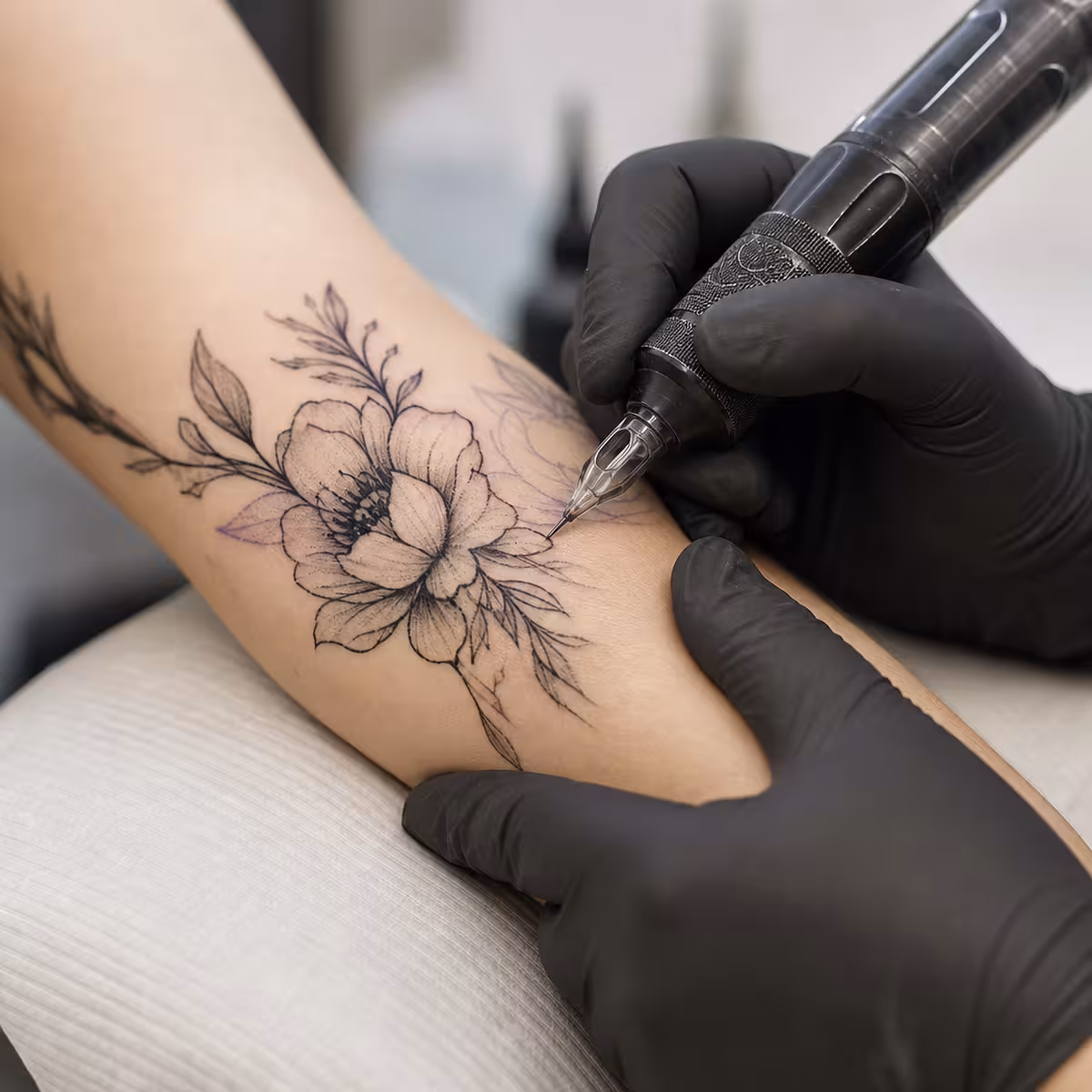 Tatuaje și piercing